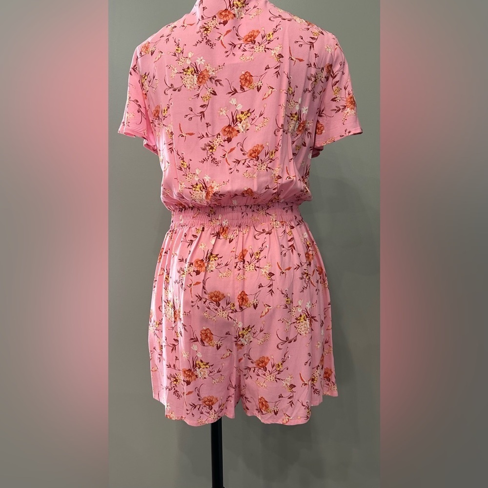 BeBop Womens Floral Cut-Out Casual Romper - Picture 7 of 7
